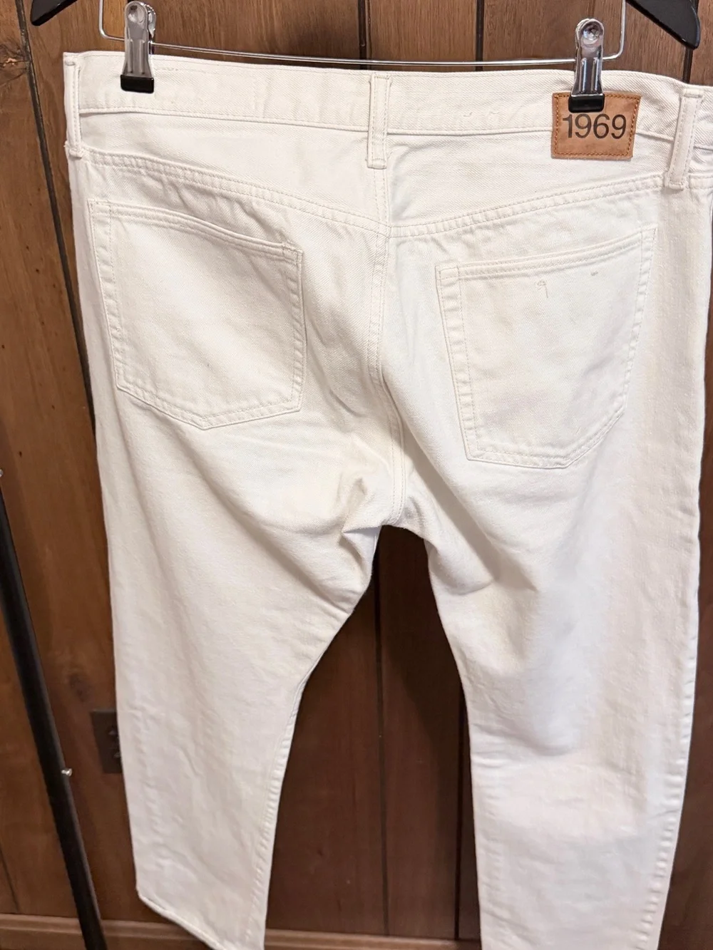 GAP men’s chalk slim fit denim. Selvedge